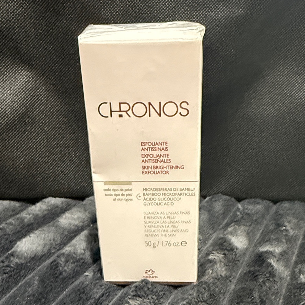 Natura Chronos Skin Brightening Exfoliator
